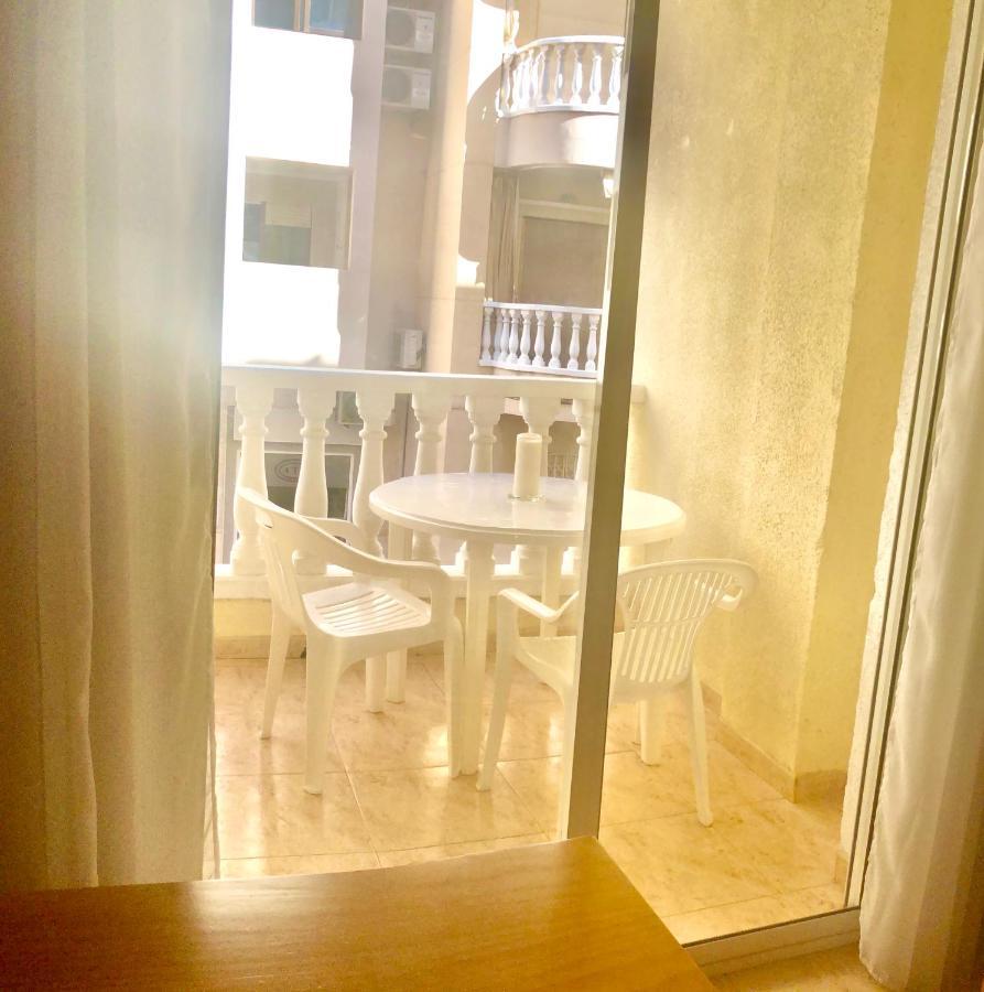 Cozy Apartment By The Sea Palangre 17 Torrevieja Bagian luar foto